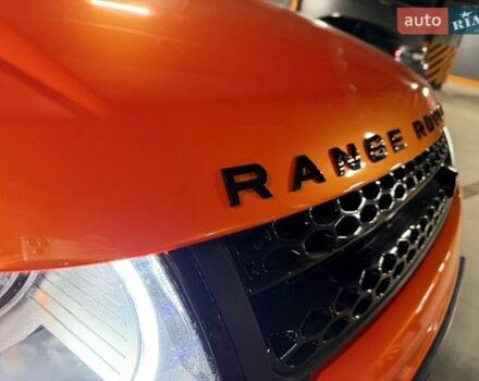 Помаранчевий Ленд Ровер Рендж Ровер Евок, об'ємом двигуна 2 л та пробігом 128 тис. км за 15000 $, фото 17 на Automoto.ua