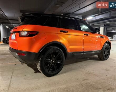 Помаранчевий Ленд Ровер Рендж Ровер Евок, об'ємом двигуна 2 л та пробігом 128 тис. км за 15000 $, фото 7 на Automoto.ua