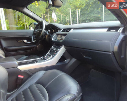 Помаранчевий Ленд Ровер Рендж Ровер Евок, об'ємом двигуна 2 л та пробігом 90 тис. км за 25950 $, фото 29 на Automoto.ua