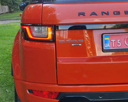 Помаранчевий Ленд Ровер Рендж Ровер Евок, об'ємом двигуна 2 л та пробігом 90 тис. км за 25950 $, фото 34 на Automoto.ua