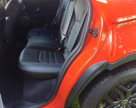 Помаранчевий Ленд Ровер Рендж Ровер Евок, об'ємом двигуна 2 л та пробігом 90 тис. км за 25950 $, фото 21 на Automoto.ua