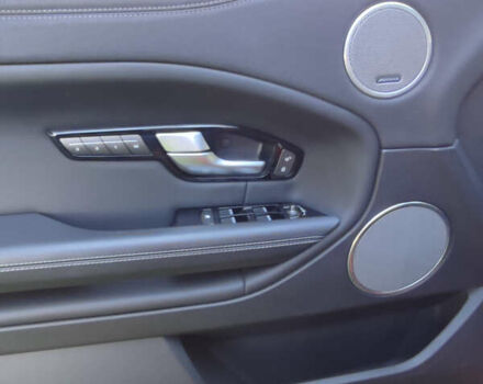 Помаранчевий Ленд Ровер Рендж Ровер Евок, об'ємом двигуна 2 л та пробігом 90 тис. км за 25950 $, фото 16 на Automoto.ua