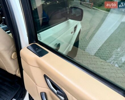 Білий Ленд Ровер Range Rover Sport, об'ємом двигуна 3.6 л та пробігом 195 тис. км за 9999 $, фото 60 на Automoto.ua