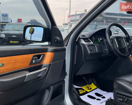 Белый Ленд Ровер Рендж Ровер Спорт, объемом двигателя 2.72 л и пробегом 260 тыс. км за 8900 $, фото 8 на Automoto.ua