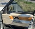 Білий Ленд Ровер Range Rover Sport, об'ємом двигуна 4.2 л та пробігом 100 тис. км за 8500 $, фото 16 на Automoto.ua