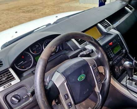 Белый Ленд Ровер Рендж Ровер Спорт, объемом двигателя 3.6 л и пробегом 327 тыс. км за 7400 $, фото 8 на Automoto.ua