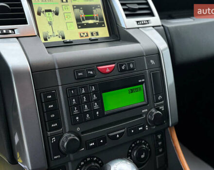 Белый Ленд Ровер Рендж Ровер Спорт, объемом двигателя 2.72 л и пробегом 260 тыс. км за 8900 $, фото 16 на Automoto.ua