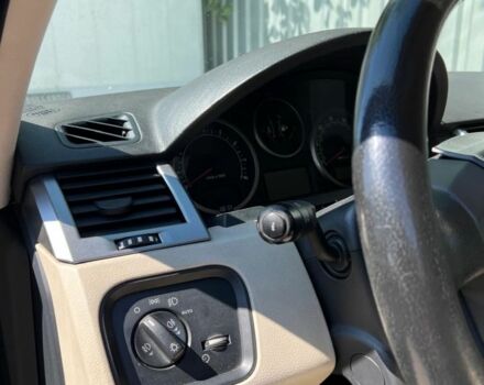 Білий Ленд Ровер Range Rover Sport, об'ємом двигуна 4.2 л та пробігом 100 тис. км за 8500 $, фото 7 на Automoto.ua
