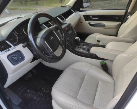 Білий Ленд Ровер Range Rover Sport, об'ємом двигуна 4.2 л та пробігом 203 тис. км за 9200 $, фото 9 на Automoto.ua