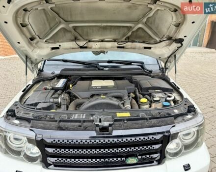 Білий Ленд Ровер Range Rover Sport, об'ємом двигуна 3.6 л та пробігом 195 тис. км за 9999 $, фото 74 на Automoto.ua