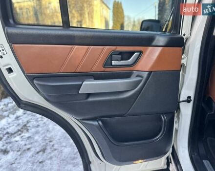 Белый Ленд Ровер Рендж Ровер Спорт, объемом двигателя 2.72 л и пробегом 280 тыс. км за 10800 $, фото 18 на Automoto.ua