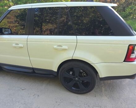 Білий Ленд Ровер Range Rover Sport, об'ємом двигуна 4.2 л та пробігом 206 тис. км за 9500 $, фото 6 на Automoto.ua
