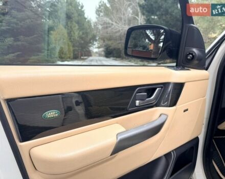 Белый Ленд Ровер Рендж Ровер Спорт, объемом двигателя 3.6 л и пробегом 139 тыс. км за 11350 $, фото 9 на Automoto.ua