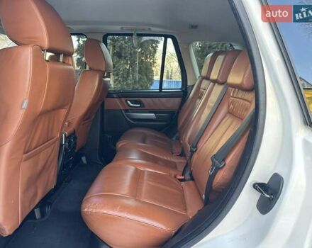 Белый Ленд Ровер Рендж Ровер Спорт, объемом двигателя 2.72 л и пробегом 280 тыс. км за 10800 $, фото 7 на Automoto.ua