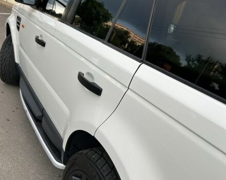 Білий Ленд Ровер Range Rover Sport, об'ємом двигуна 4.2 л та пробігом 160 тис. км за 10037 $, фото 4 на Automoto.ua
