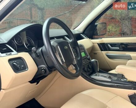 Белый Ленд Ровер Рендж Ровер Спорт, объемом двигателя 3.6 л и пробегом 139 тыс. км за 11350 $, фото 8 на Automoto.ua