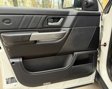 Белый Ленд Ровер Рендж Ровер Спорт, объемом двигателя 2.7 л и пробегом 240 тыс. км за 7900 $, фото 7 на Automoto.ua