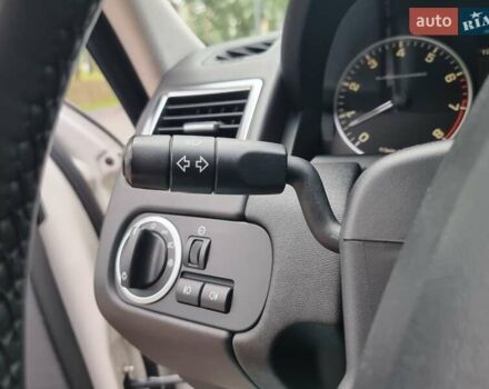 Білий Ленд Ровер Range Rover Sport, об'ємом двигуна 5 л та пробігом 204 тис. км за 16900 $, фото 51 на Automoto.ua