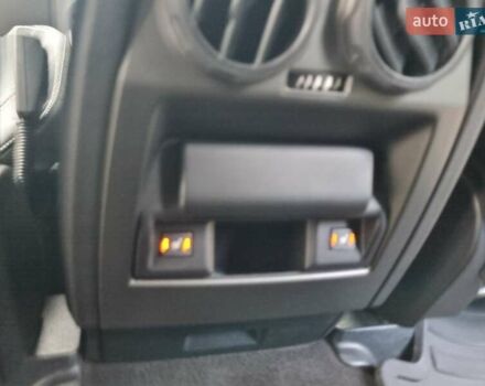 Білий Ленд Ровер Range Rover Sport, об'ємом двигуна 5 л та пробігом 204 тис. км за 16400 $, фото 68 на Automoto.ua