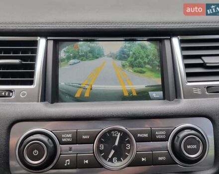 Білий Ленд Ровер Range Rover Sport, об'ємом двигуна 5 л та пробігом 204 тис. км за 16900 $, фото 58 на Automoto.ua