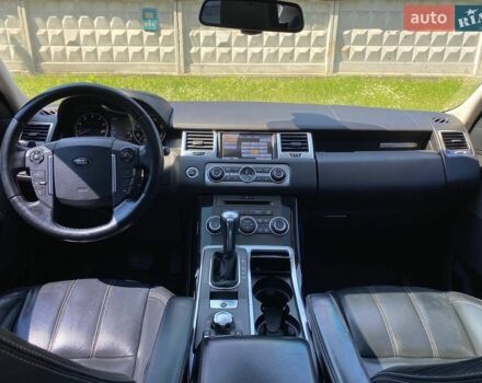 Білий Ленд Ровер Range Rover Sport, об'ємом двигуна 5 л та пробігом 119 тис. км за 14999 $, фото 24 на Automoto.ua