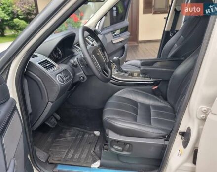 Білий Ленд Ровер Range Rover Sport, об'ємом двигуна 5 л та пробігом 204 тис. км за 16900 $, фото 40 на Automoto.ua