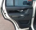 Білий Ленд Ровер Range Rover Sport, об'ємом двигуна 5 л та пробігом 120 тис. км за 12500 $, фото 19 на Automoto.ua