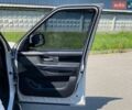 Білий Ленд Ровер Range Rover Sport, об'ємом двигуна 5 л та пробігом 119 тис. км за 14999 $, фото 15 на Automoto.ua