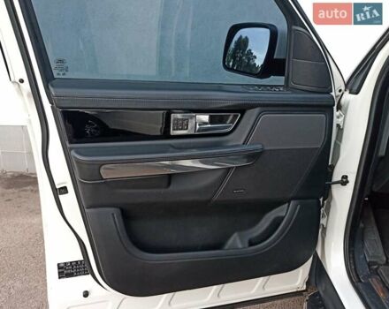 Білий Ленд Ровер Range Rover Sport, об'ємом двигуна 5 л та пробігом 120 тис. км за 12500 $, фото 14 на Automoto.ua