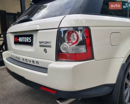 Білий Ленд Ровер Range Rover Sport, об'ємом двигуна 5 л та пробігом 204 тис. км за 16900 $, фото 19 на Automoto.ua