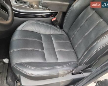 Білий Ленд Ровер Range Rover Sport, об'ємом двигуна 5 л та пробігом 204 тис. км за 16900 $, фото 42 на Automoto.ua