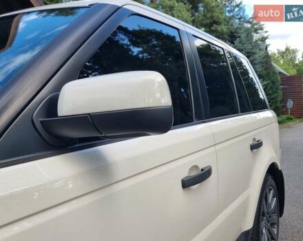 Білий Ленд Ровер Range Rover Sport, об'ємом двигуна 5 л та пробігом 204 тис. км за 16900 $, фото 5 на Automoto.ua