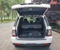 Білий Ленд Ровер Range Rover Sport, об'ємом двигуна 5 л та пробігом 204 тис. км за 16900 $, фото 25 на Automoto.ua