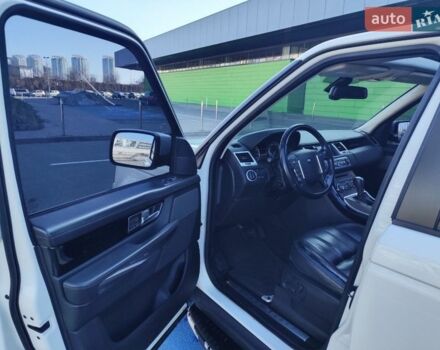 Белый Ленд Ровер Рендж Ровер Спорт, объемом двигателя 5 л и пробегом 119 тыс. км за 14999 $, фото 11 на Automoto.ua