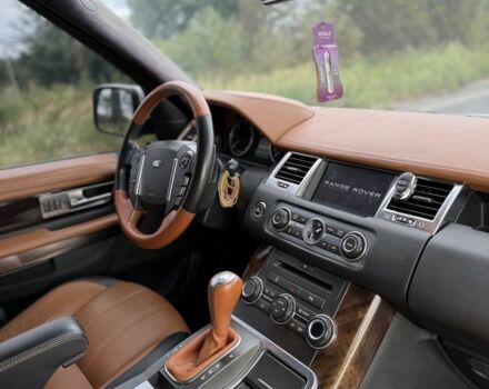 Білий Ленд Ровер Range Rover Sport, об'ємом двигуна 3 л та пробігом 178 тис. км за 11000 $, фото 22 на Automoto.ua