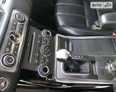 Білий Ленд Ровер Range Rover Sport, об'ємом двигуна 5 л та пробігом 228 тис. км за 20000 $, фото 13 на Automoto.ua
