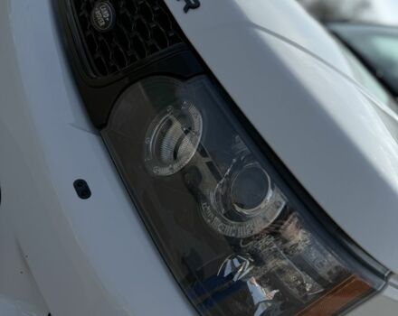 Білий Ленд Ровер Range Rover Sport, об'ємом двигуна 3 л та пробігом 312 тис. км за 13500 $, фото 19 на Automoto.ua