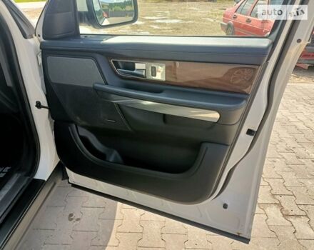 Білий Ленд Ровер Range Rover Sport, об'ємом двигуна 2.99 л та пробігом 176 тис. км за 15800 $, фото 17 на Automoto.ua