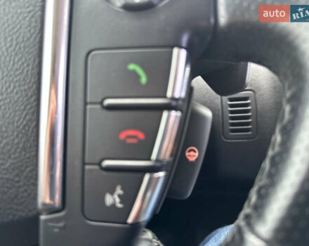 Білий Ленд Ровер Range Rover Sport, об'ємом двигуна 5 л та пробігом 171 тис. км за 12500 $, фото 44 на Automoto.ua