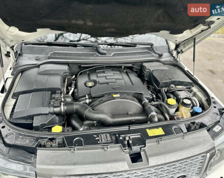 Білий Ленд Ровер Range Rover Sport, об'ємом двигуна 3 л та пробігом 208 тис. км за 15900 $, фото 20 на Automoto.ua