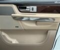Білий Ленд Ровер Range Rover Sport, об'ємом двигуна 3 л та пробігом 310 тис. км за 13740 $, фото 26 на Automoto.ua