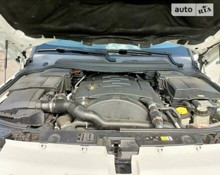 Белый Ленд Ровер Рендж Ровер Спорт, объемом двигателя 2.99 л и пробегом 176 тыс. км за 15800 $, фото 24 на Automoto.ua