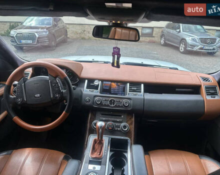 Белый Ленд Ровер Рендж Ровер Спорт, объемом двигателя 2.99 л и пробегом 173 тыс. км за 16300 $, фото 10 на Automoto.ua