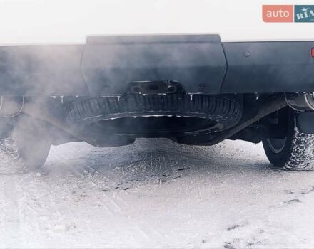 Білий Ленд Ровер Range Rover Sport, об'ємом двигуна 5 л та пробігом 179 тис. км за 14800 $, фото 15 на Automoto.ua