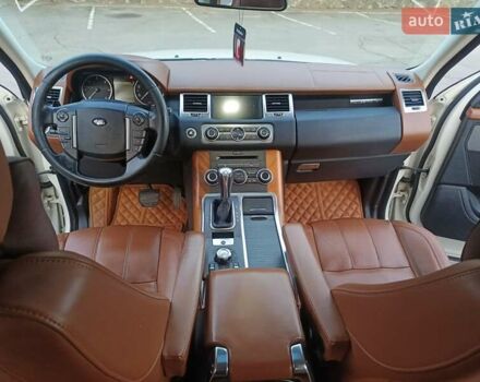Белый Ленд Ровер Рендж Ровер Спорт, объемом двигателя 3 л и пробегом 270 тыс. км за 17500 $, фото 28 на Automoto.ua
