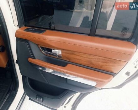 Білий Ленд Ровер Range Rover Sport, об'ємом двигуна 5 л та пробігом 179 тис. км за 14800 $, фото 33 на Automoto.ua