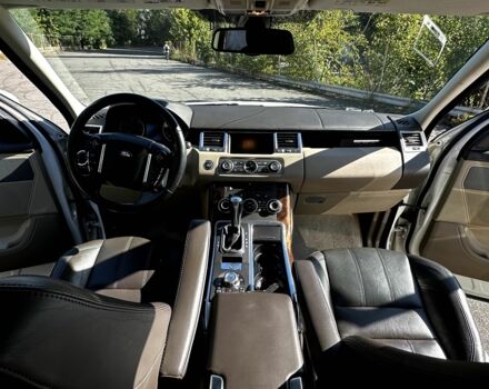 Ленд Ровер Рендж Ровер Спорт 2010 в Киеве на Automoto.ua Белый Ленд Ровер Рендж Ровер Спорт, объемом двигателя 3.6 л и пробегом 202 тыс. км за 15500 $, фото 9 на Automoto.ua