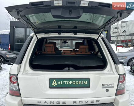 Білий Ленд Ровер Range Rover Sport, об'ємом двигуна 5 л та пробігом 171 тис. км за 12500 $, фото 47 на Automoto.ua