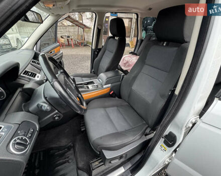 Белый Ленд Ровер Рендж Ровер Спорт, объемом двигателя 2.99 л и пробегом 320 тыс. км за 15000 $, фото 13 на Automoto.ua