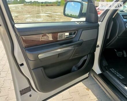 Белый Ленд Ровер Рендж Ровер Спорт, объемом двигателя 2.99 л и пробегом 176 тыс. км за 15800 $, фото 9 на Automoto.ua